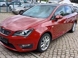 Rot Gebraucht 2012 Seat Ibiza ST FR Kombi | 13.490 €