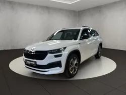 Weiß Gebraucht 2024 Skoda Kodiaq SportLine SUV | 40.990 € (Fairer Preis)
