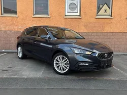 Grau Gebraucht 2023 Seat Leon XCELLENCE Limousine | 18.500 € (Superpreis)