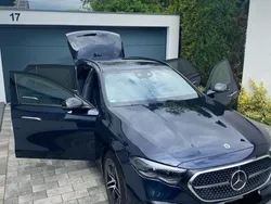 Blau Gebraucht 2024 Mercedes E300 AMG Kombi | 52.000 € (Superpreis)