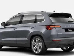 Graphitegrau metallic Neu 2025 Skoda Karoq Drive SUV | 36.931 € (Fairer Preis)