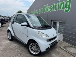 Weiß Gebraucht 2012 Smart ForTwo Coupé Coupé | 4.950 € (Fairer Preis)