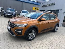 Orange Gebraucht 2022 Dacia Sandero Stepway SUV | 14.590 € (Guter Preis)