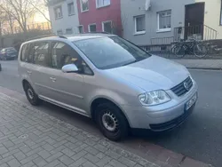 Grau Gebraucht 2006 VW Touran Trendline Van / Kleinbus | 1.999 € (Guter Preis)