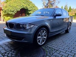 Grau Gebraucht 2009 BMW 123 Kleinwagen | 5.800 € (Fairer Preis)