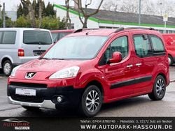 Rot Gebraucht 2010 Peugeot Partner Tepee Tendance Van / Kleinbus | 2.999 € (Superpreis)