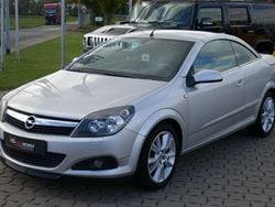 Silber Gebraucht 2006 Opel Astra Cabriolet Edition Cabrio | 1.900 € (Superpreis)