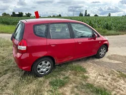 Rot Gebraucht 2005 Honda Jazz LS Kleinwagen | 1.200 € (Guter Preis)