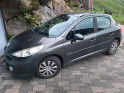 Grau Gebraucht 2009 Peugeot 207 Urban Move Kleinwagen | 1.600 € (Fairer Preis)