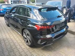 Schwarz Gebraucht 2023 Audi A3 S-Line Limousine | 36.970 €