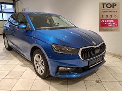 Blau metallic Gebraucht 2024 Skoda Fabia Selection | 21.900 € (Etwas zu teuer)