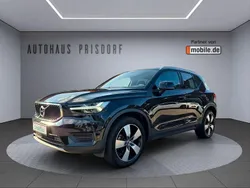 Schwarz Gebraucht 2022 Volvo XC40 Momentum SUV | 30.950 € (Guter Preis)