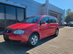 Rot Gebraucht 2006 VW Touran Van / Kleinbus | 1.650 € (Superpreis)