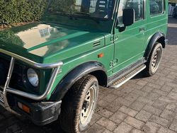 Grün Gebraucht 1998 Suzuki Samurai SUV | 4.890 €