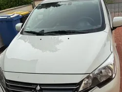 Weiß Gebraucht 2024 Mitsubishi Space Star Select Kleinwagen | 10.999 €