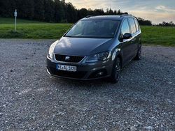 Grau Gebraucht 2011 Seat Alhambra Ecomotive Van / Kleinbus | 9.990 € (Etwas zu teuer)