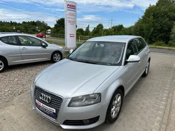 Silber Gebraucht 2009 Audi A3 Sportback Ambiente Limousine | 3.990 € (Guter Preis)