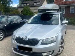 Silber Gebraucht 2014 Skoda Octavia Kombi | 4.800 € (Fairer Preis)