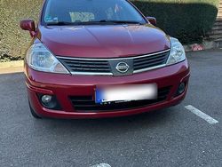 Rot Gebraucht 2010 Nissan Tiida Kleinwagen | 4.800 €