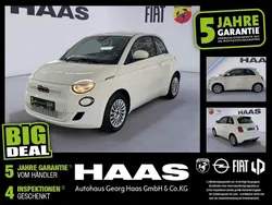 Arktis weiß Gebraucht 2023 Fiat 500e Limousine | 20.980 € (Guter Preis)