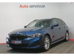 Phytonicblau metallic Gebraucht 2022 BMW 320 Shadowline Kombi | 29.490 € (Fairer Preis)