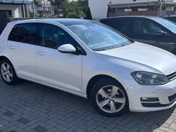Weiß Gebraucht 2014 VW Golf VII Comfortline Limousine | 9.350 € (Fairer Preis)