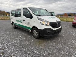 Weiß Gebraucht 2018 Renault Trafic Expression Van / Kleinbus | 11.990 € (Teuer)