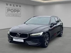 Onyx black / metallic Gebraucht 2024 Volvo V60 Core Kombi | 34.590 € (Superpreis)
