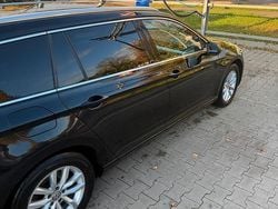Schwarz Gebraucht 2017 VW Passat Kombi | 8.500 € (Guter Preis)