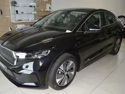 Schwarzmagic perleffekt Gebraucht 2024 Skoda Enyaq iV Suite SUV | 42.280 €