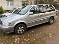 Silber Gebraucht 2004 Kia Carnival EX Van / Kleinbus | 2.200 € (Guter Preis)