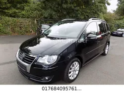Schwarz Gebraucht 2010 VW Touran Freestyle Van / Kleinbus | 2.250 € (Superpreis)