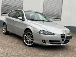 Grau Gebraucht 2006 Alfa Romeo 147 Distinctive Kleinwagen | 3.900 € (Teuer)
