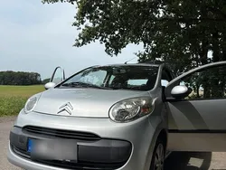 Silber Gebraucht 2006 Citroën C1 Kleinwagen | 2.400 €