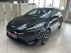 Pentametal grau Neu 2025 Kia Ceed Sportswagon Spirit Kombi | 28.970 € (Fairer Preis)