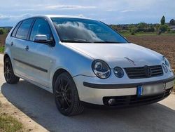 Silber Gebraucht 2004 VW Polo Basis Kleinwagen | 1.599 € (Fairer Preis)