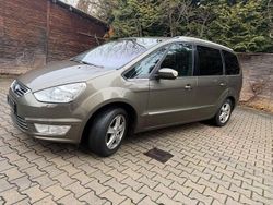Grau Gebraucht 2010 Ford Galaxy Titanium Van / Kleinbus | 4.999 € (Superpreis)