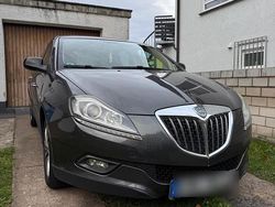 Grau Gebraucht 2008 Lancia Delta Kleinwagen | 2.500 € (Fairer Preis)