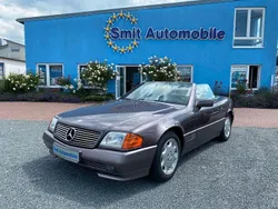 Grau Gebraucht 1991 Mercedes SL300 Cabrio | 19.980 €