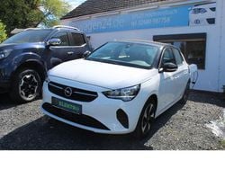 Weiß (schneeweiss/summitwhite/arctic) Gebraucht 2021 Opel Corsa Edition Limousine | 14.000 € (Fairer Preis)