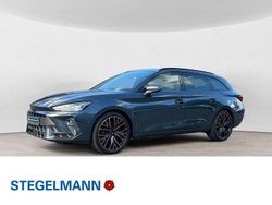 Magnetic grau metallic Gebraucht 2025 Cupra Leon VZ Kombi | 39.940 € (Guter Preis)