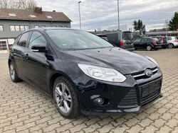 Schwarz Gebraucht 2013 Ford Focus Champions Edition Limousine | 1.999 €