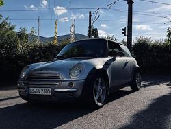 Silber Gebraucht 2003 Mini Cooper Kleinwagen | 1.280 €
