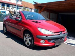 Rot Gebraucht 2002 Peugeot 206 CC Cabrio | 2.299 € (Fairer Preis)