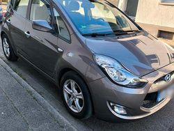 Schwarz Gebraucht 2011 Hyundai ix20 Kleinwagen | 5.700 € (Teuer)