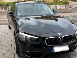 Schwarz Gebraucht 2018 BMW 118 Advantage Kleinwagen | 15.700 € (Guter Preis)