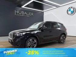 Schwarz Neu 2025 BMW iX1 M Sport SUV | 51.219 € (Fairer Preis)