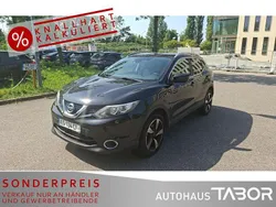 Black (m) Gebraucht 2016 Nissan Qashqai N-Connecta SUV | 8.485 € (Superpreis)