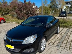 Schwarz Gebraucht 2007 Opel Astra Cabriolet Cabrio | 3.200 € (Fairer Preis)
