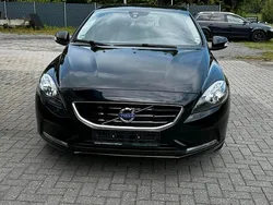 Schwarz Gebraucht 2014 Volvo V40 Kombi | 12.800 € (Etwas zu teuer)